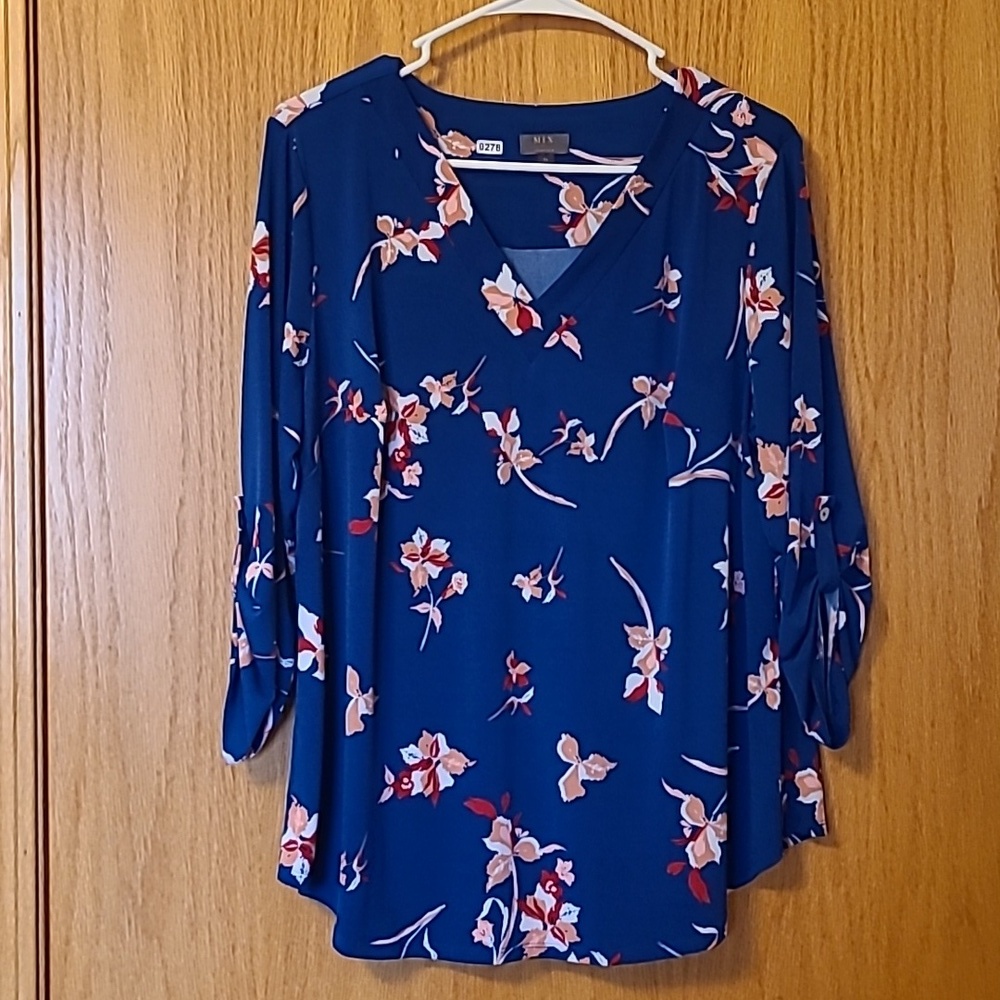 Mix By 41 Hawthorn Floral Top